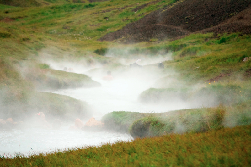 icelandic-bathing