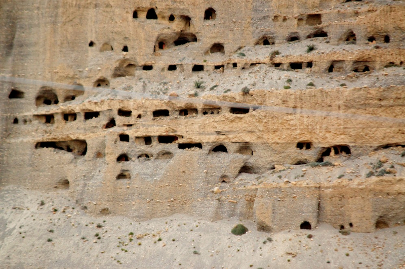 ancient-caves-above-chhusang