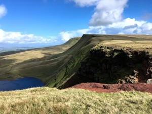 Looking back along the ridge of the Carmarthen Fans 